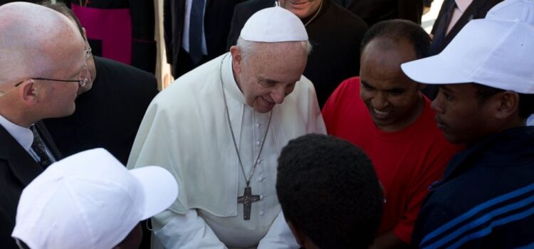 Pope: God doesn’t distinguish between natives, foreigners