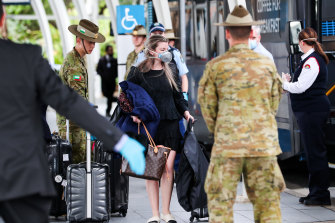 Military to enforce lockdown Sydney streets